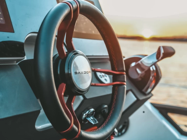 Yacht charter Ajaccio cheap 320