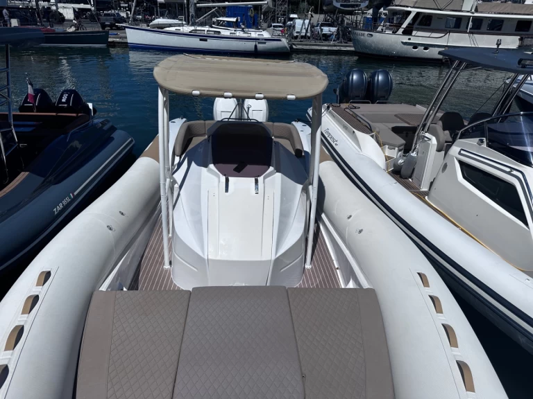 Yacht charter Cogolin cheap 1000