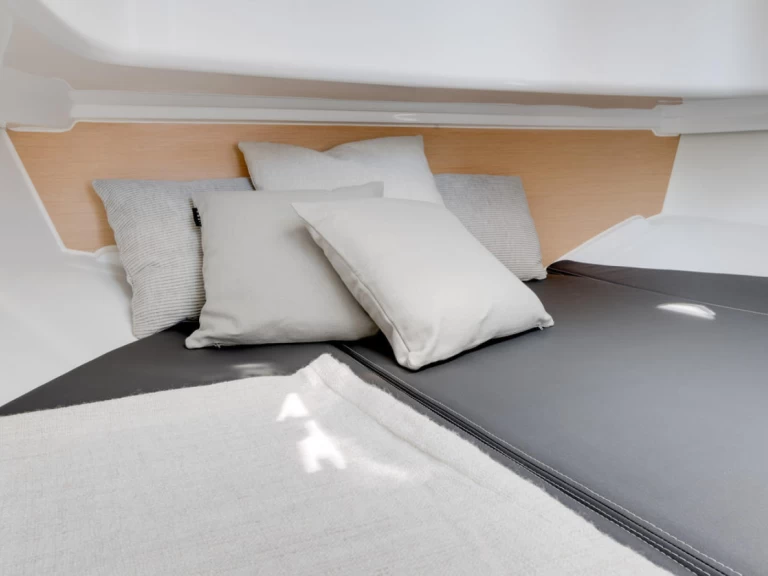 Bénéteau Barracuda 8 in Puerto Deportivo Marina de Santander on SamBoat