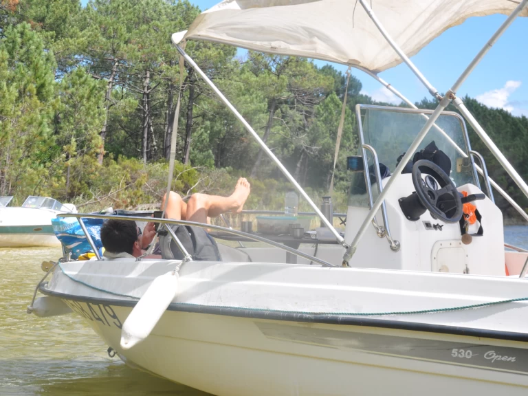 Motorboat rental with or without captain Kelt Carcans