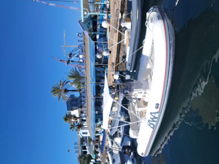 Bwa Sport 19 GT in Arbatax Port on SamBoat