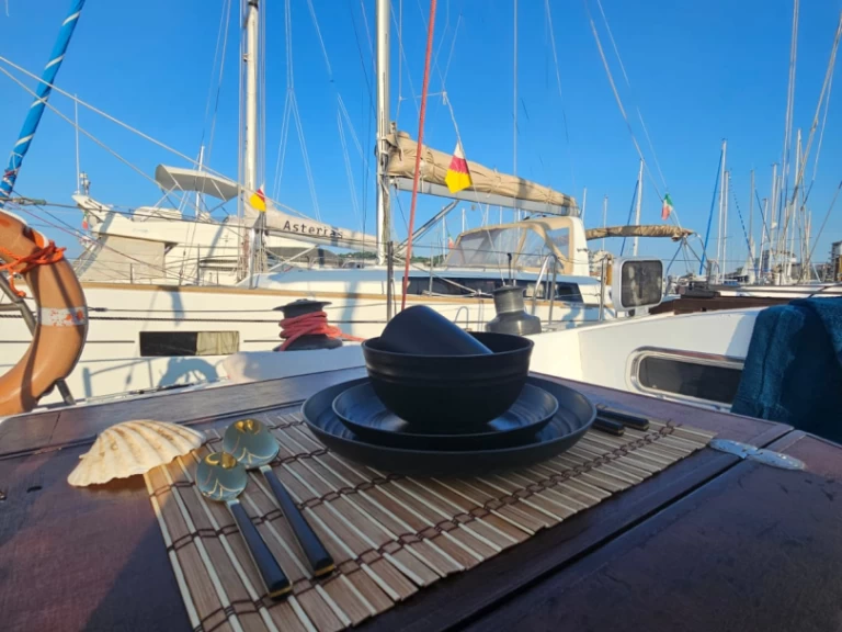 Rent a Morgante 45 Morgante 45 Cattolica