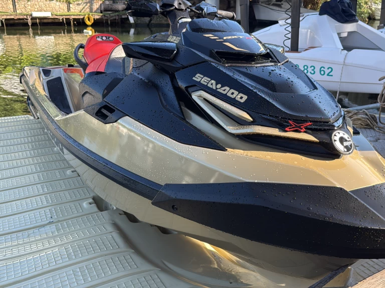 Rent a Sea-Doo RXT-X RS 325 Mandelieu-la-Napoule