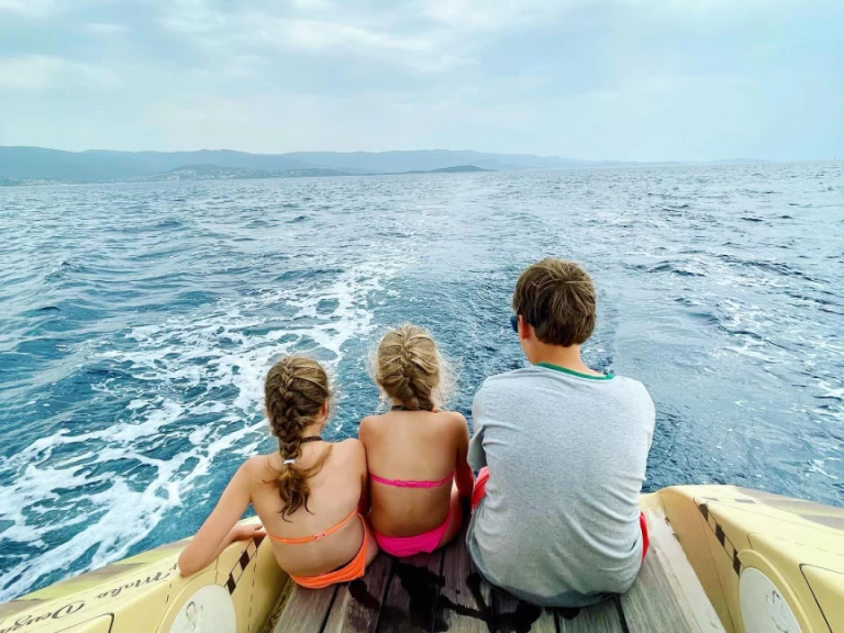 Sailboat for rent Ajaccio at the best price