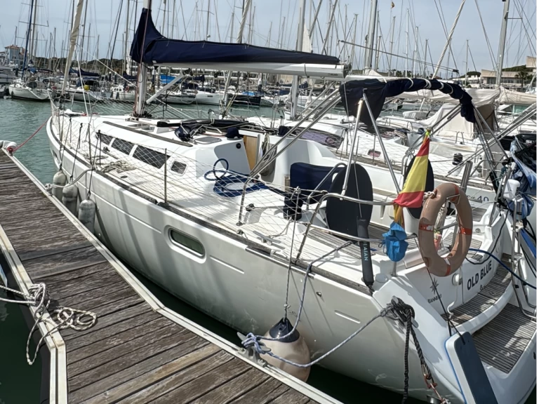 Jeanneau Sun Odyssey 42i in El Puerto de Santa María on SamBoat