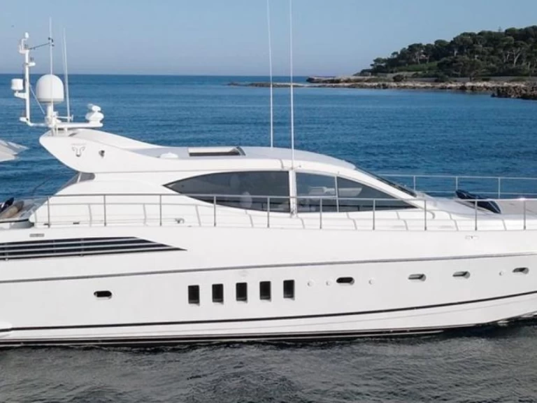 Luxury Yacht rental in Golfe-Juan - Leopard Leopard 24