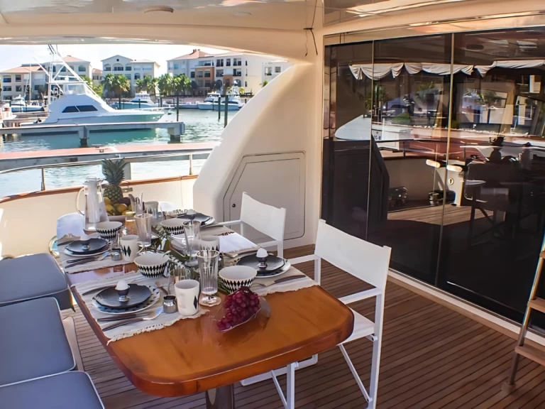 Luxury Yacht for rent La Romana at the best price