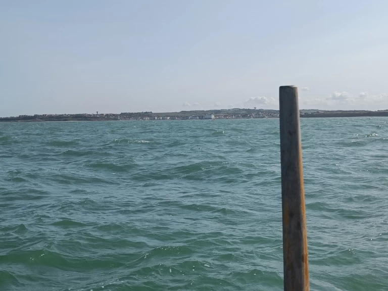 Motorboat for rent Boulogne-Sur-Mer at the best price