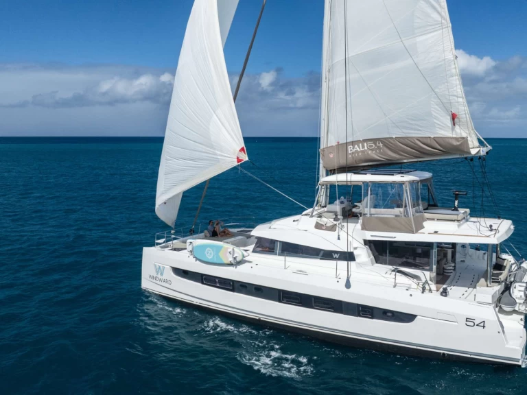 Bareboat Rental Luxury Yacht Bali with a boat licence
