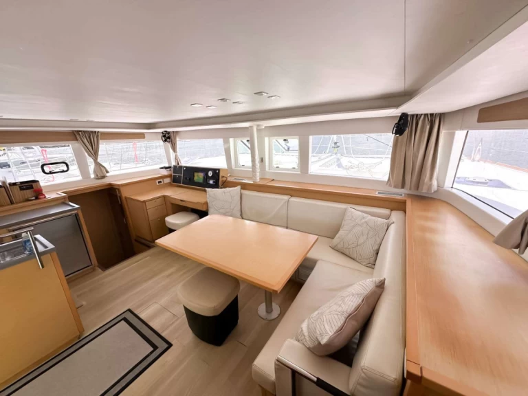 Yacht charter British Virgin Islands (BVI) cheap NEON MOON