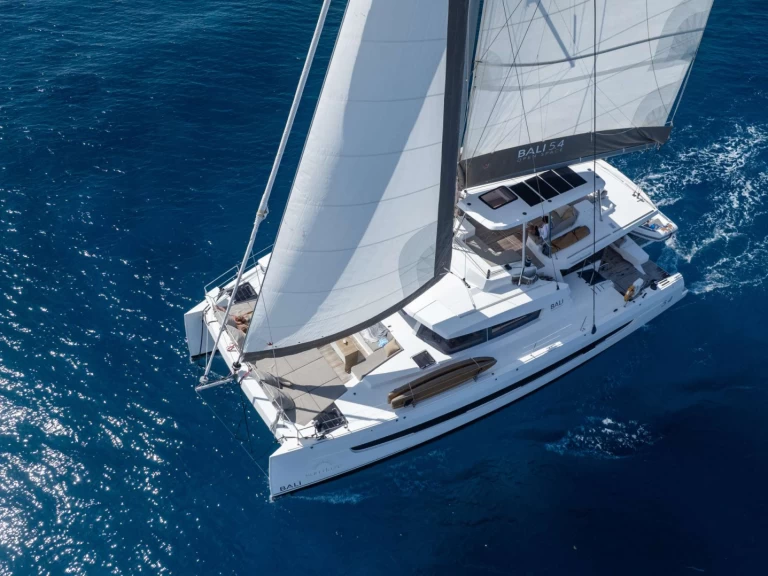 Bareboat Rental Luxury Yacht Bali with a boat licence