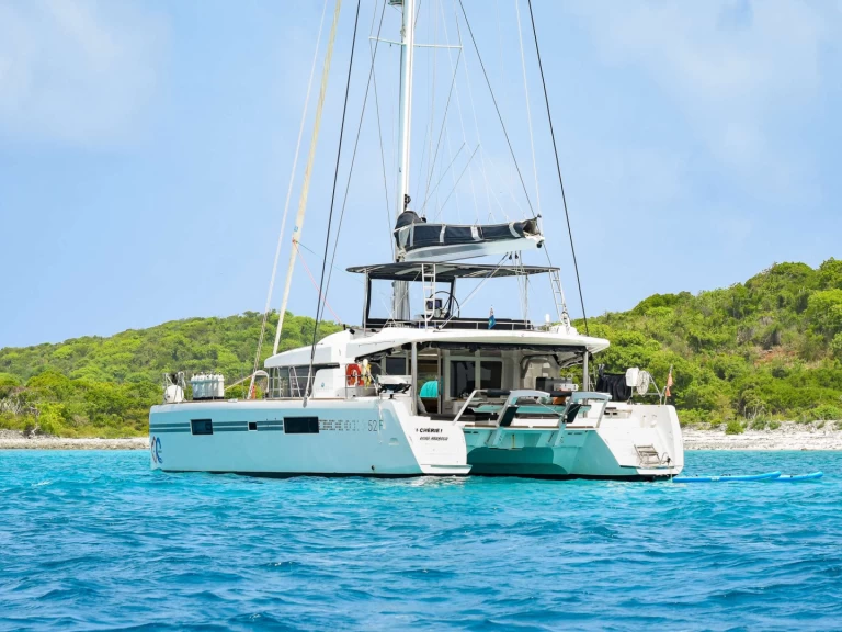 Yacht charter British Virgin Islands (BVI) cheap OUI CHERIE 