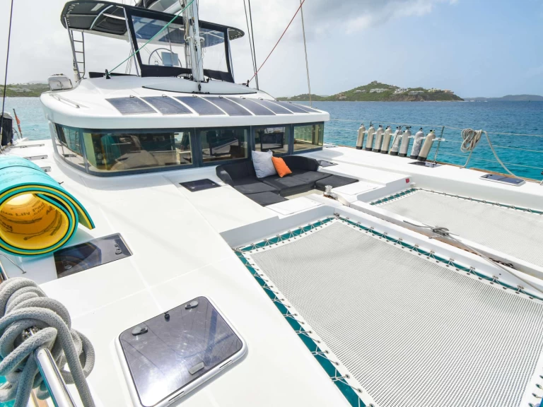 Luxury Yacht rental in British Virgin Islands (BVI) - Lagoon OUI CHERIE 