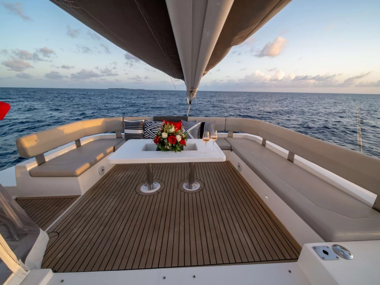 Luxury Yacht rental with or without captain Leopard Virgin Gorda Island