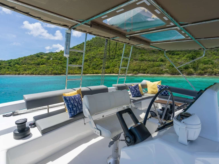 Yacht charter U.S. Virgin Islands cheap WALK'N ON SUNSHINE