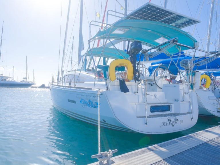 Sailboat rental in Parish of Saint George - Jeanneau Sun Odyssey 44 Ds