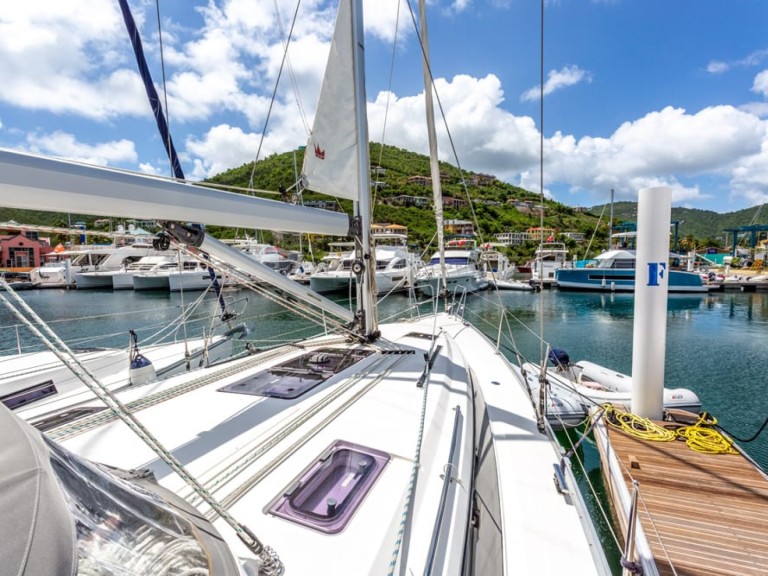 Bareboat Rental Sailboat Bavaria with a boat licence