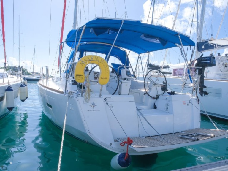 Sailboat rental in Parish of Saint George - Jeanneau Sun Odyssey 419