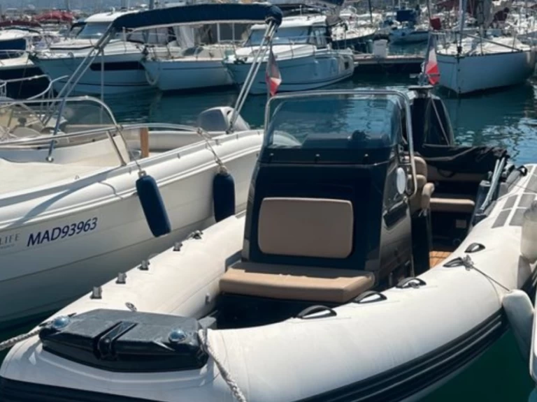 Boat rental Brig Eagle 6.7 in Quiberon on Samboat