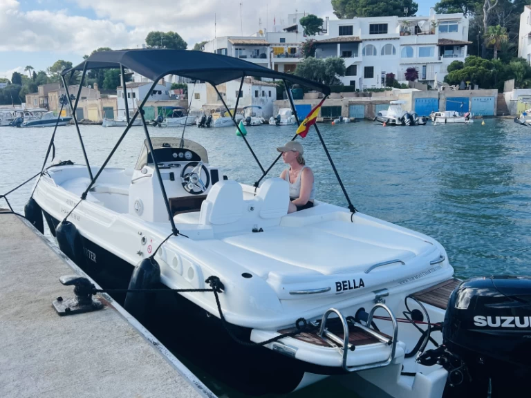 Boat rental Daganz OPEN SIX in Cala d'Or on Samboat