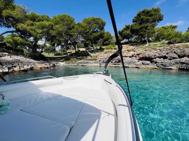 Bareboat Rental Motorboat Daganz with a boat licence