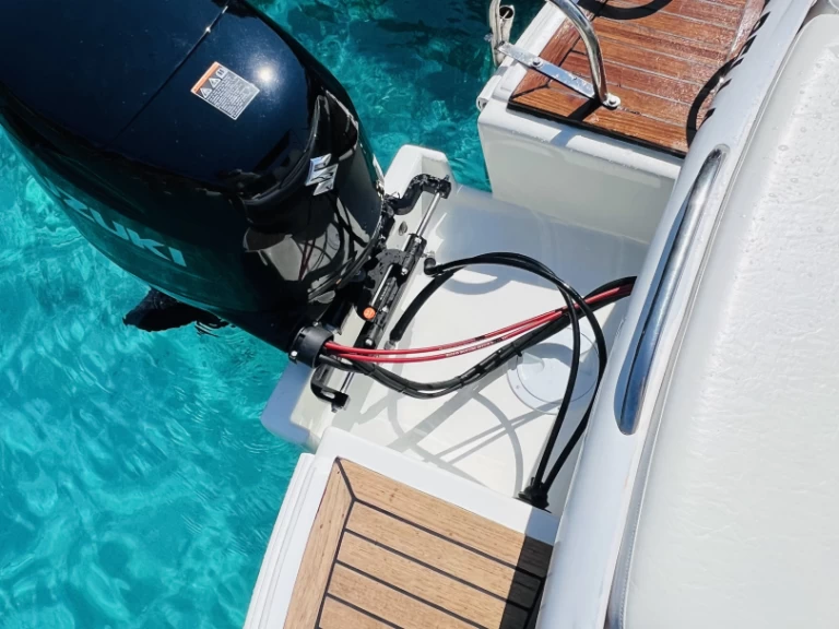 Daganz OPEN SIX charter bareboat or captained in  Cala d'Or