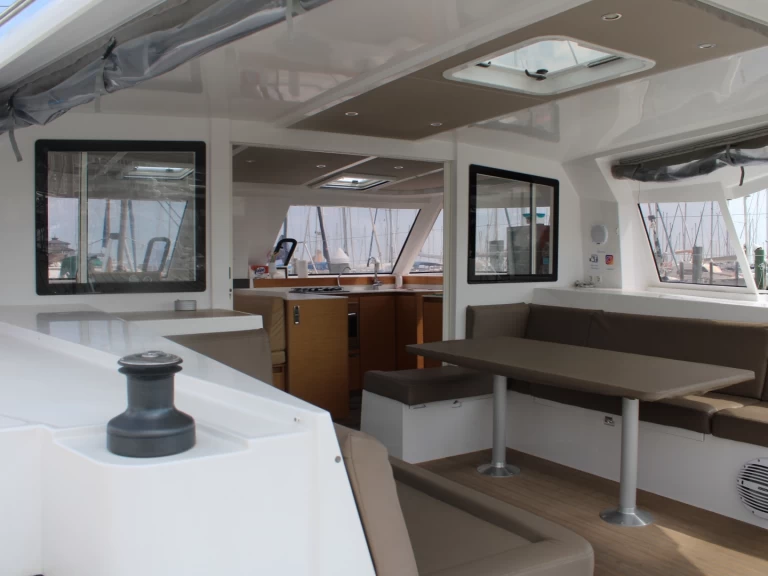 Yacht charter Rimini cheap Nautitech 40 Open 