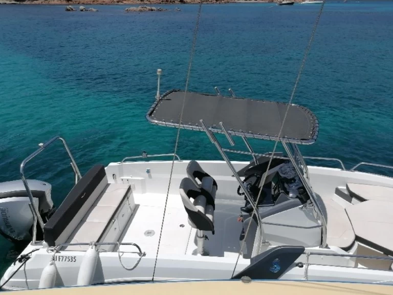 Motorboat rental in Porto-Vecchio - Bénéteau Flyer 6.6 SPACEdeck