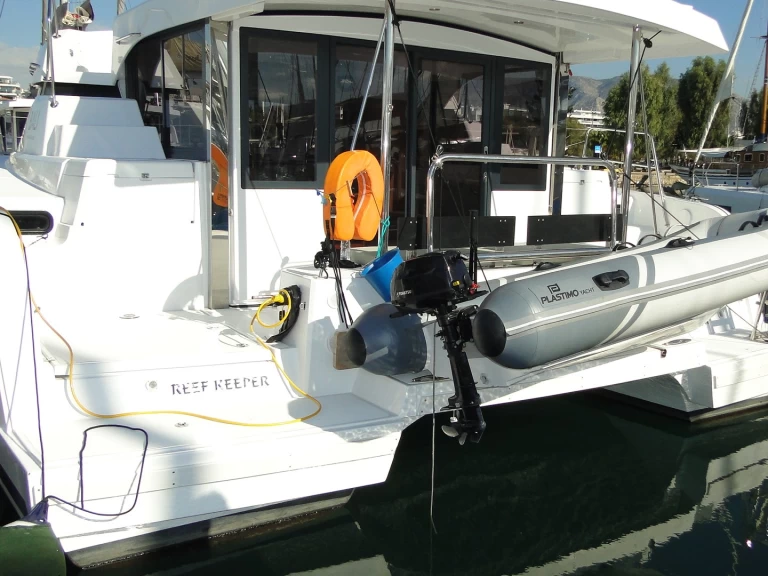 Catamaran for rent Alimos at the best price