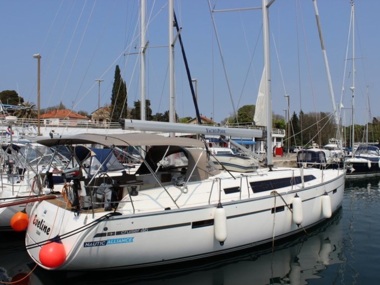 Rent a Bavaria Cruiser 46 Biograd na Moru
