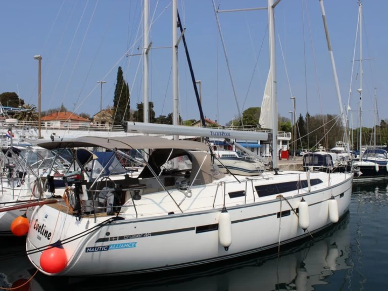 Rent a Bavaria Cruiser 46 Biograd na Moru