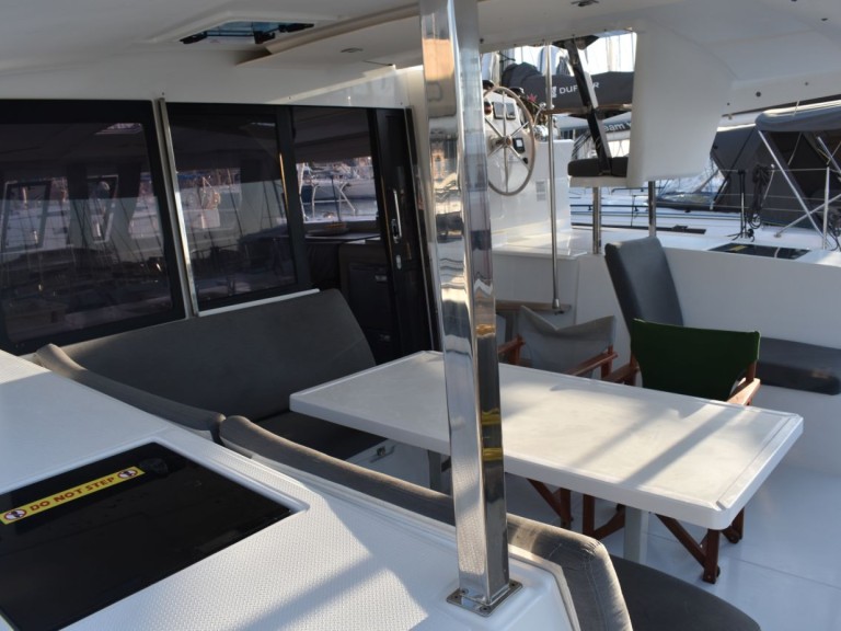 Yacht charter Lefkáda cheap Isla 40