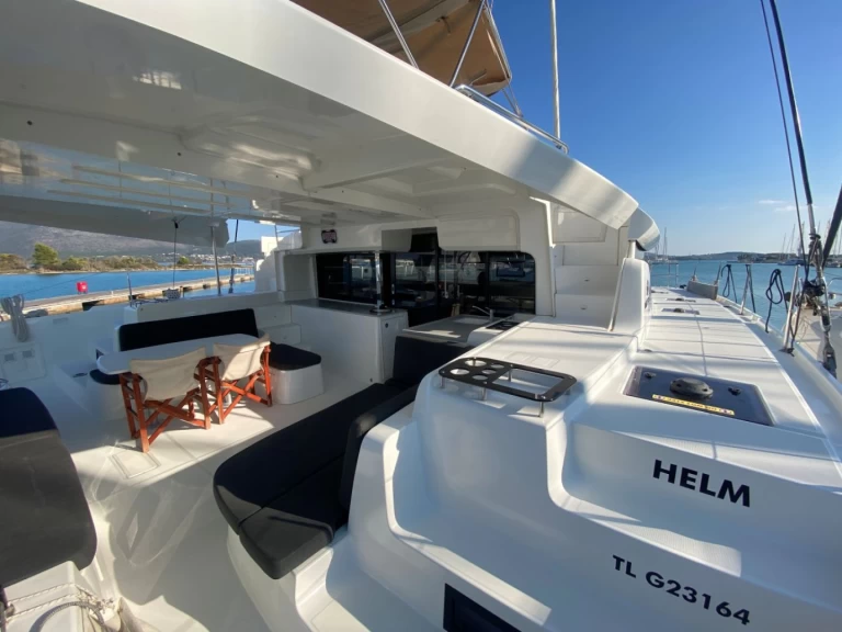 Catamaran for rent Lefkáda at the best price