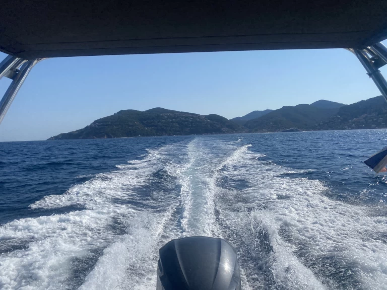 Rent a Capelli Tempest 775 Mandelieu-la-Napoule