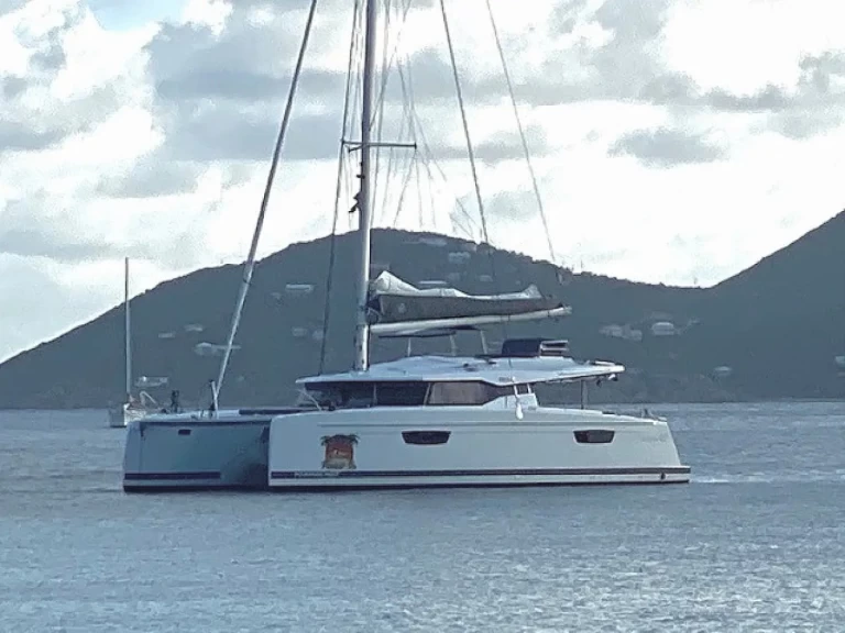 Catamaran rental in Road Town - Fountaine Pajot Saona 47