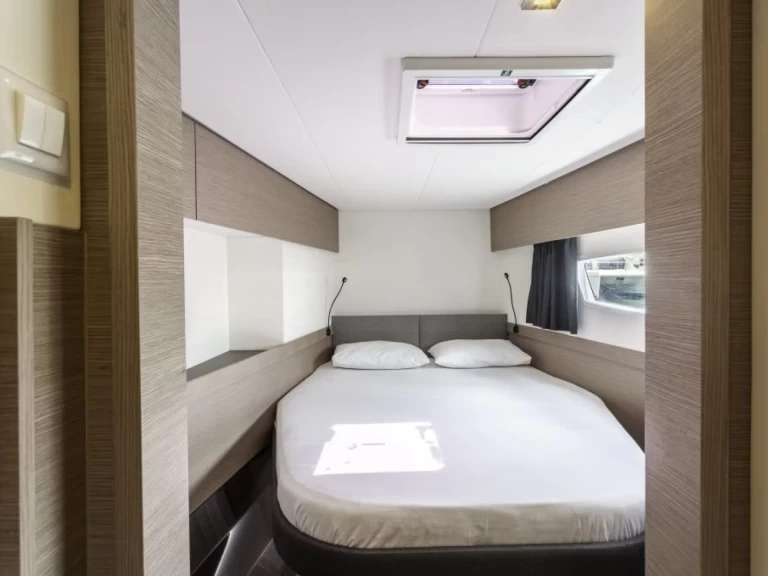 Fountaine Pajot Elba 45 in Road Town on SamBoat