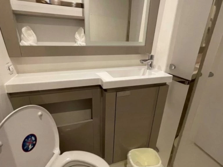 Rent a Fountaine Pajot Elba 45 Road Town