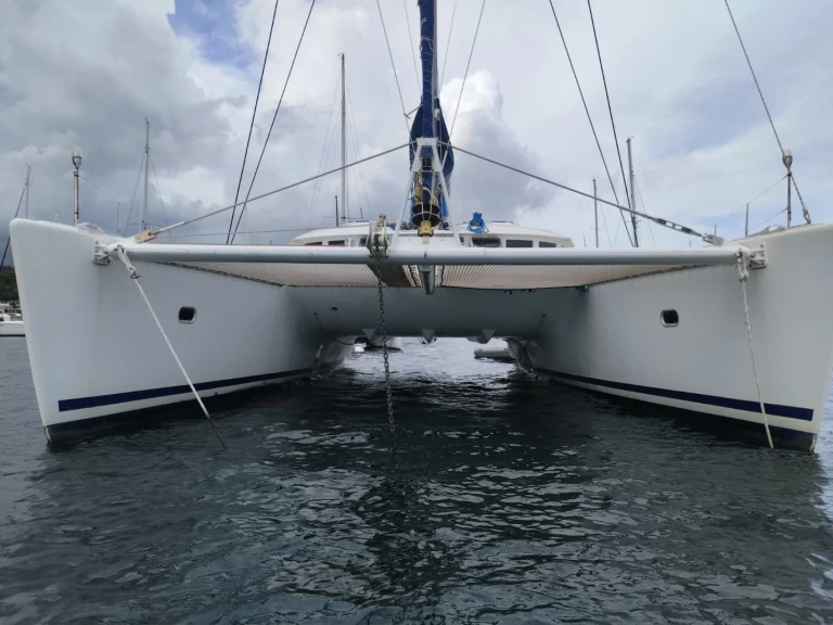 Bareboat Rental Motorboat Lagoon with a boat licence