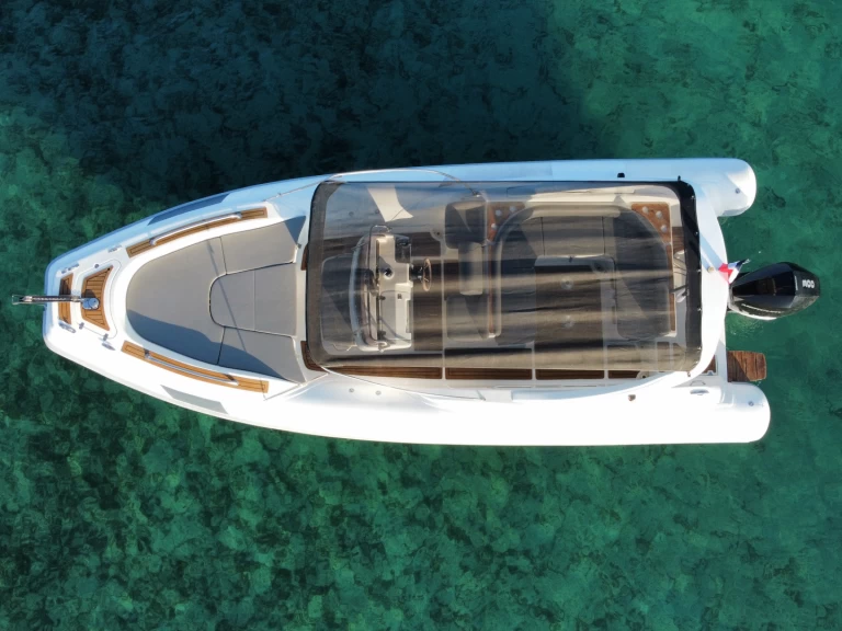 Lomac Lomac 800 IN charter bareboat or captained in  Porto-Vecchio