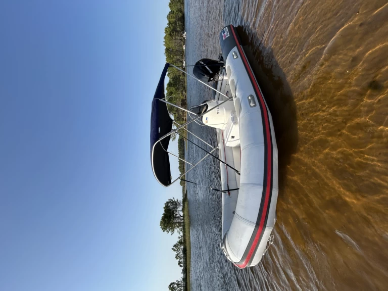 Bareboat Rental RIB Valiant with a boat licence