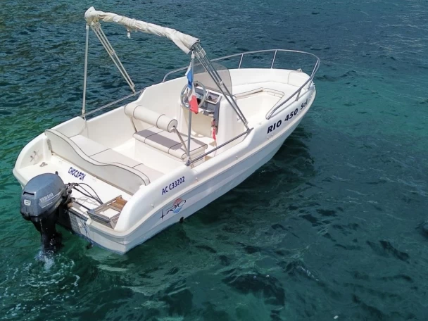 Motorboat rental with or without captain Rio Marseille