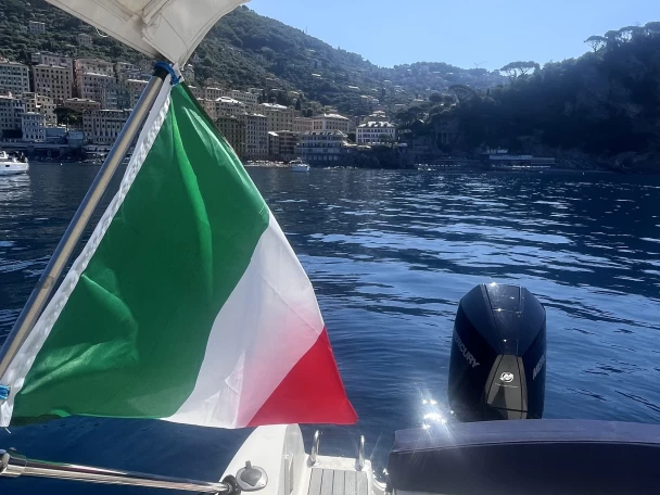 Capelli Capelli 27 Wa charter bareboat or captained in  Genova
