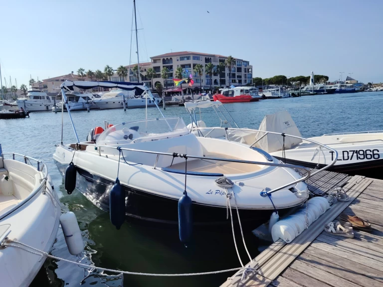 Jeanneau Cap Camarat 625 WA charter bareboat or captained in  Argelès-sur-Mer