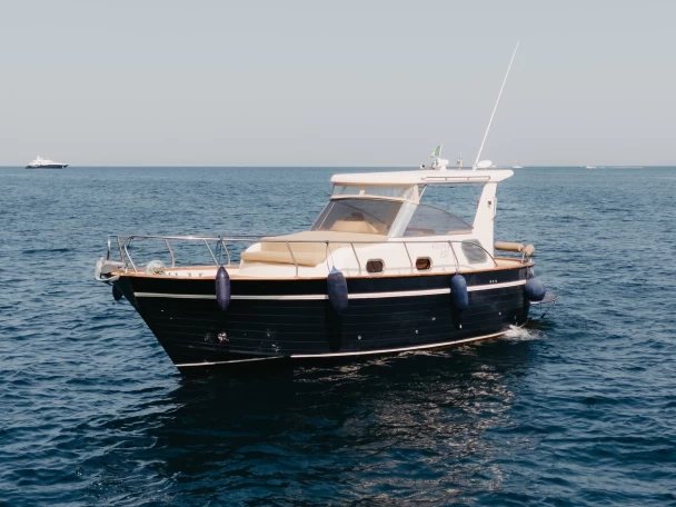 Boat rental Libeccio 27 Libeccio  in Castellammare di Stabia on Samboat