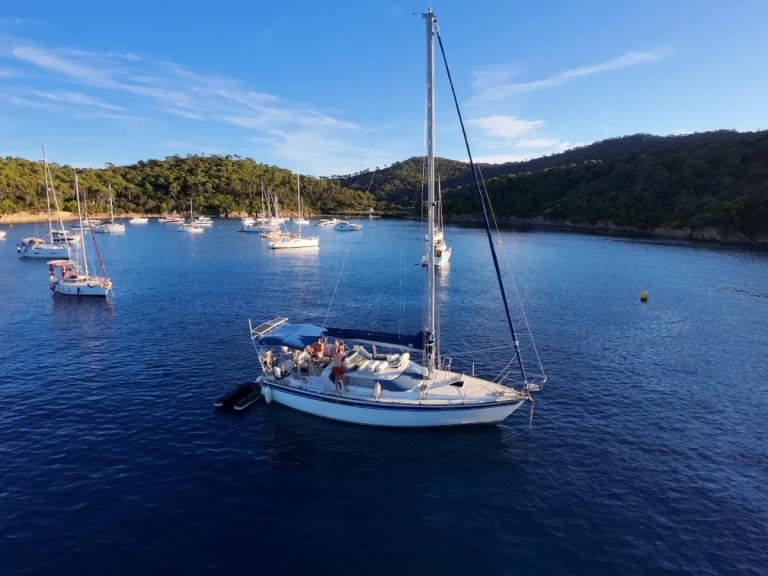 Boat rental Jouet 1040 MS in Hyères on Samboat