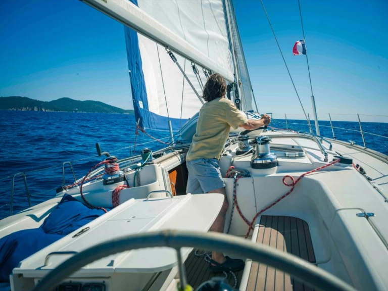 Bavaria Bavaria 50 in Cavalaire-sur-Mer on SamBoat