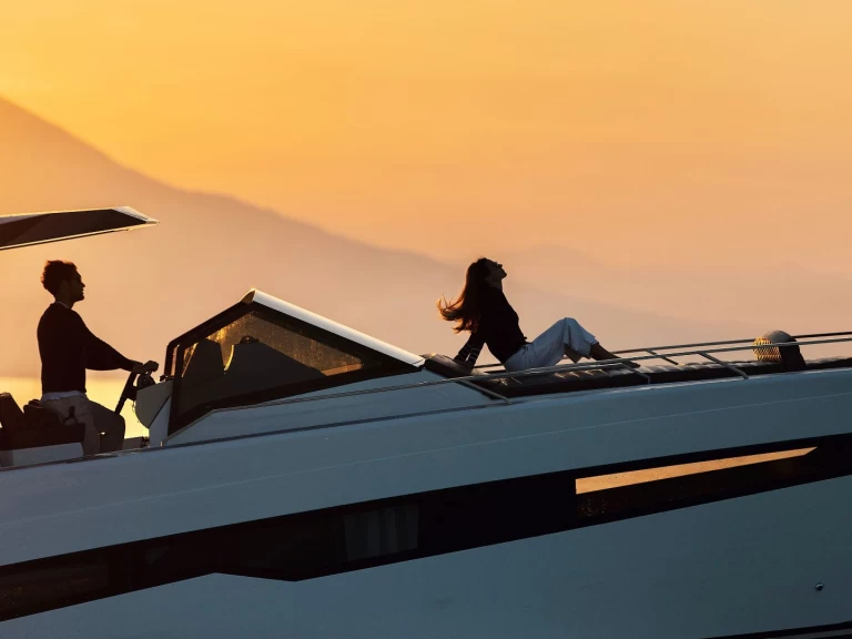 Motorboat for rent Antibes at the best price