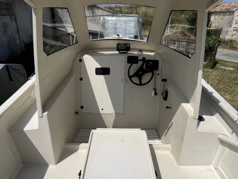 Bénéteau Sunday 550 in Île-d'Aix on SamBoat