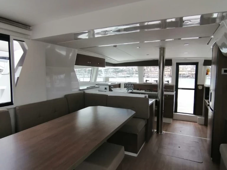 Bali Bali 4.2 in Lávrio on SamBoat