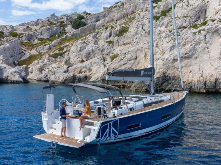 Bareboat Rental Sailboat Dufour with a boat licence